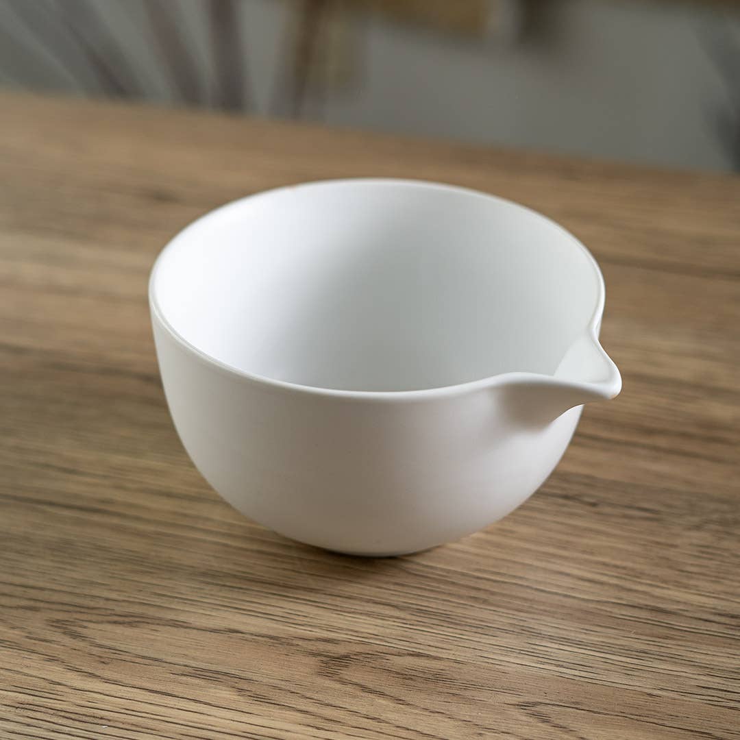 Matcha Bowl With Spout, Matte Glaze